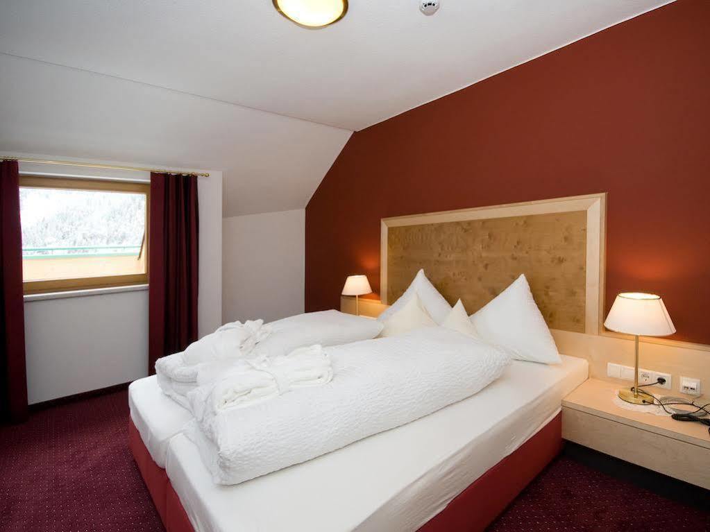Hotel Amadeus Micheluzzi Serfaus Exterior foto